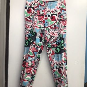 Colorful cropped pants
